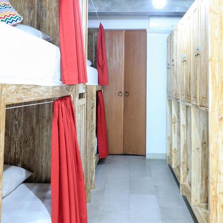 Base Guest House Canggu  Luaran gambar