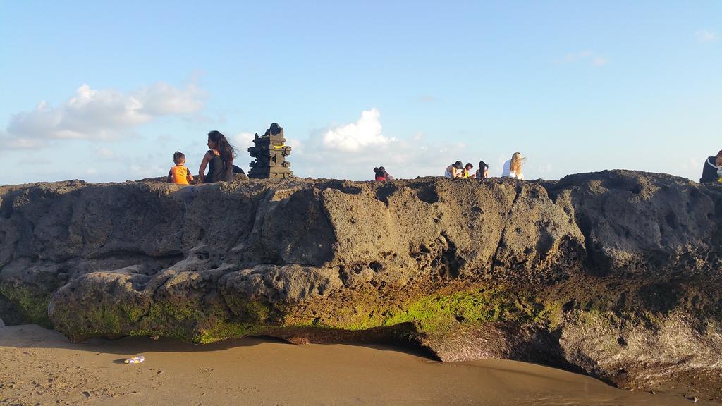 Base Guest House Canggu  Luaran gambar