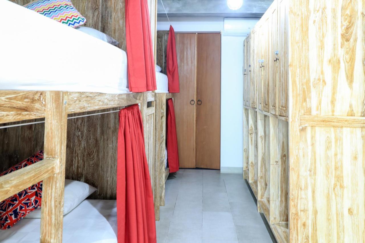 Base Guest House Canggu  Luaran gambar