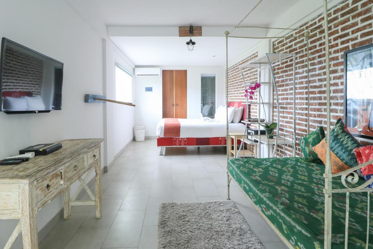 Base Guest House Canggu  Luaran gambar