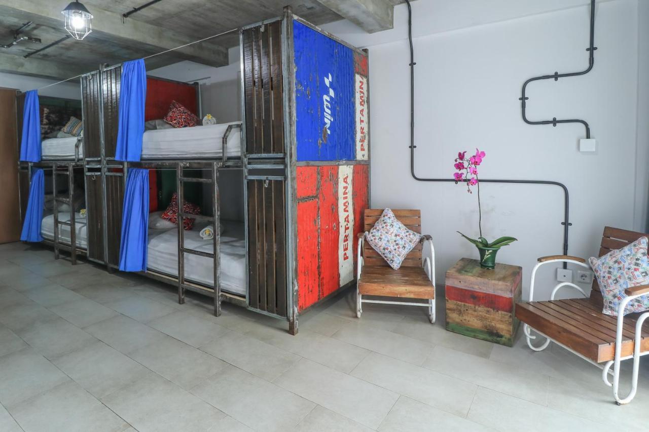 Base Guest House Canggu  Luaran gambar