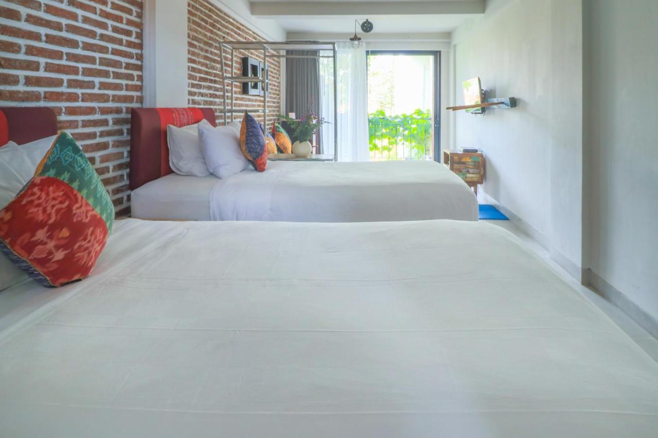 Base Guest House Canggu  Luaran gambar